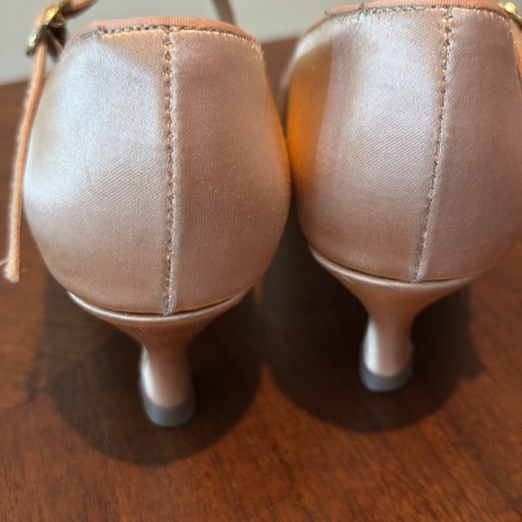 Ballroom dance shoes  satin  light Peach/rose gold  rhinestone buckle
Leather so - Picture 8 of 16